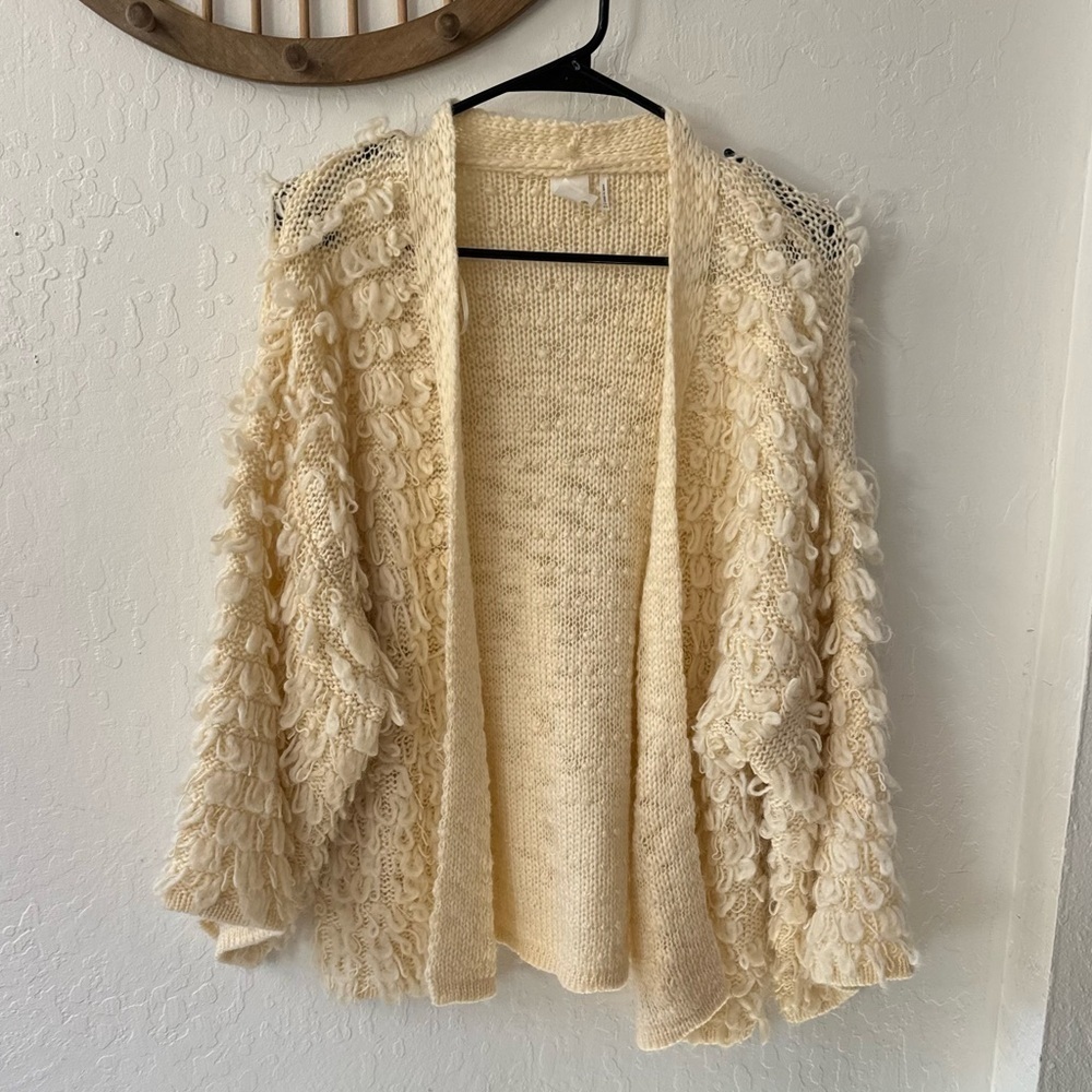 Anthropologie Akemi and Kim Loopy Shag Wide Arm Open Front Cardigan OS - Picture 2 of 6